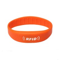 Easy to wear fashion 13.56mhz swimming pool/event silicone rfid wristband id tags bracelet